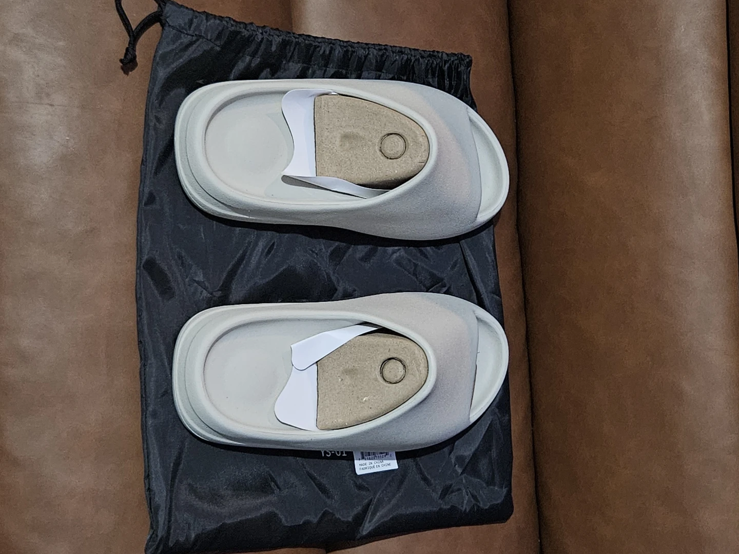 YS-01 Cream Slides Size 10 - photo 4