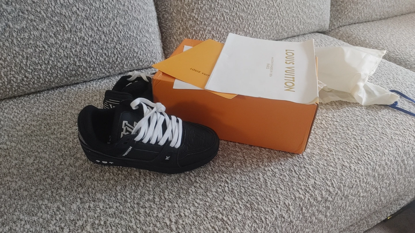Louis Vuitton Trainers Black