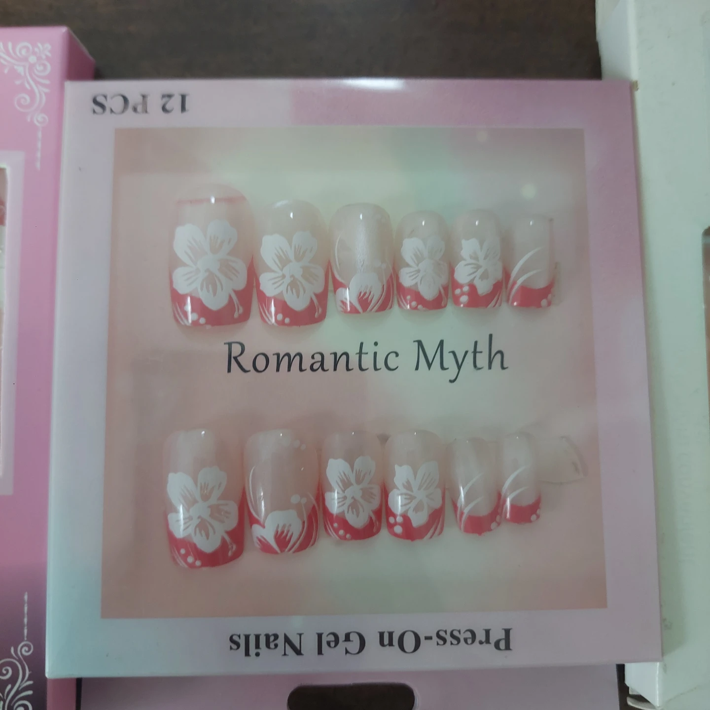 4 sets of Press on Nails