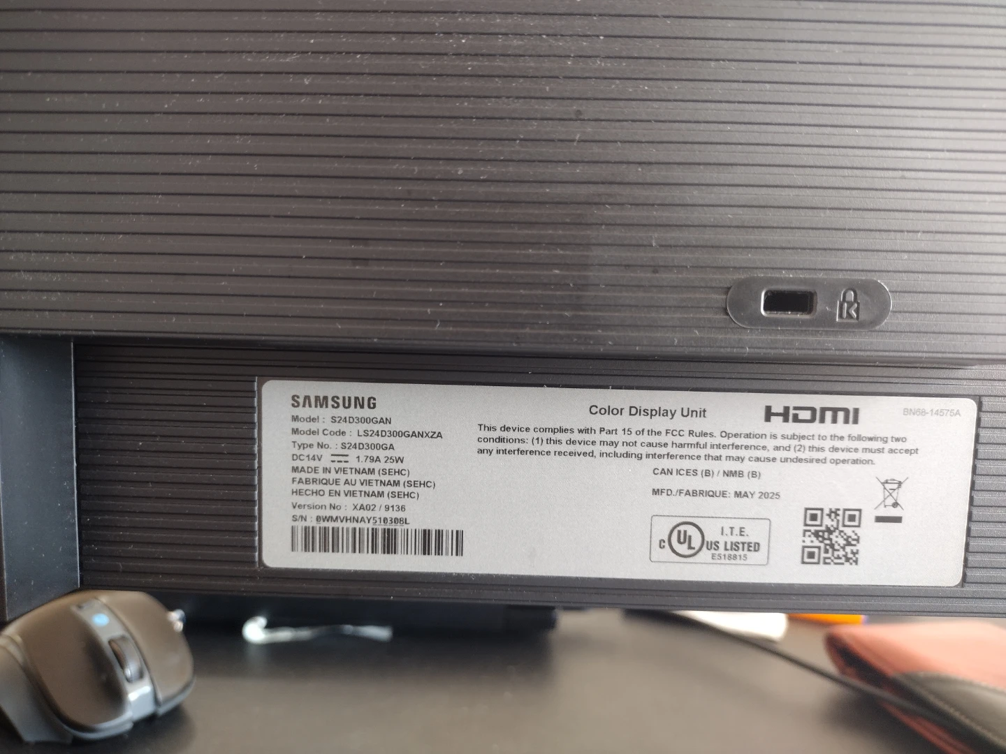 Samsung 24-inch Monitor - photo 2