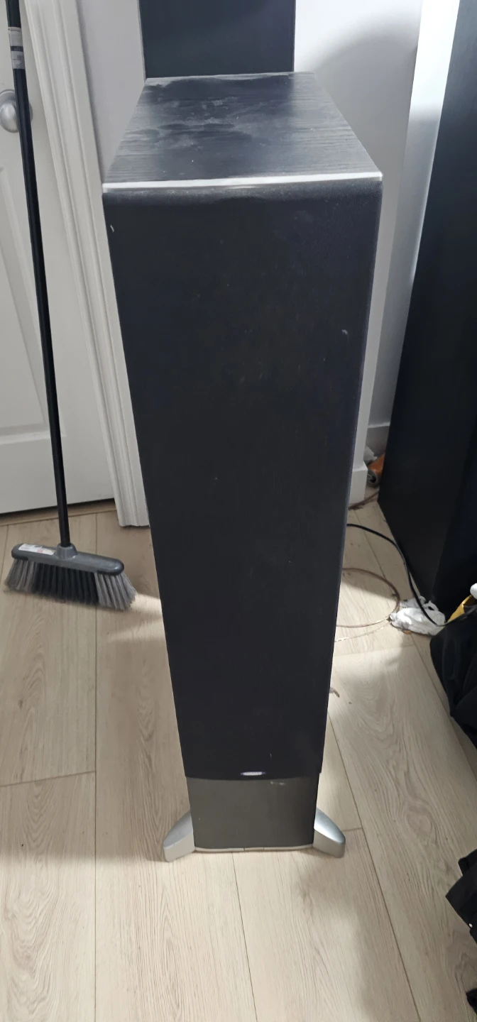 Pair Energy Connoisseur C9 speakers