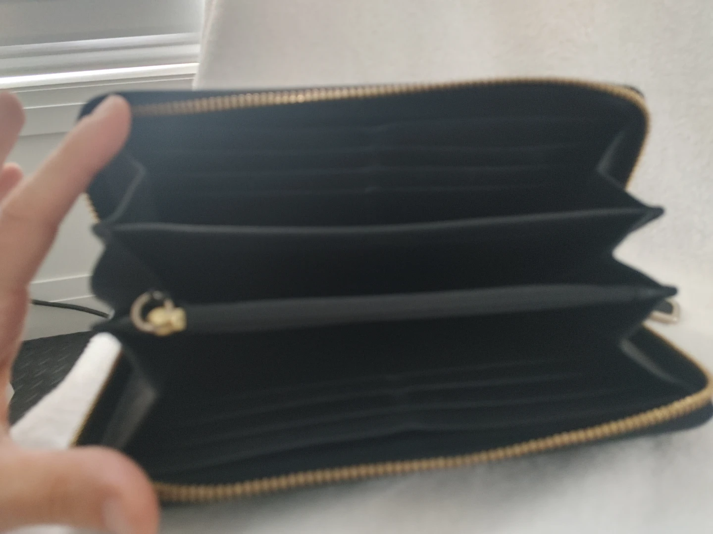 Coach Black Leather Zip Around Wallet - photo 2