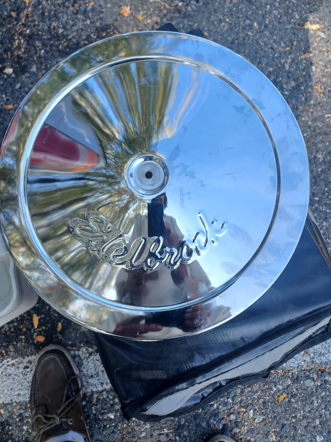 Edelbrock chrome air filter housing
