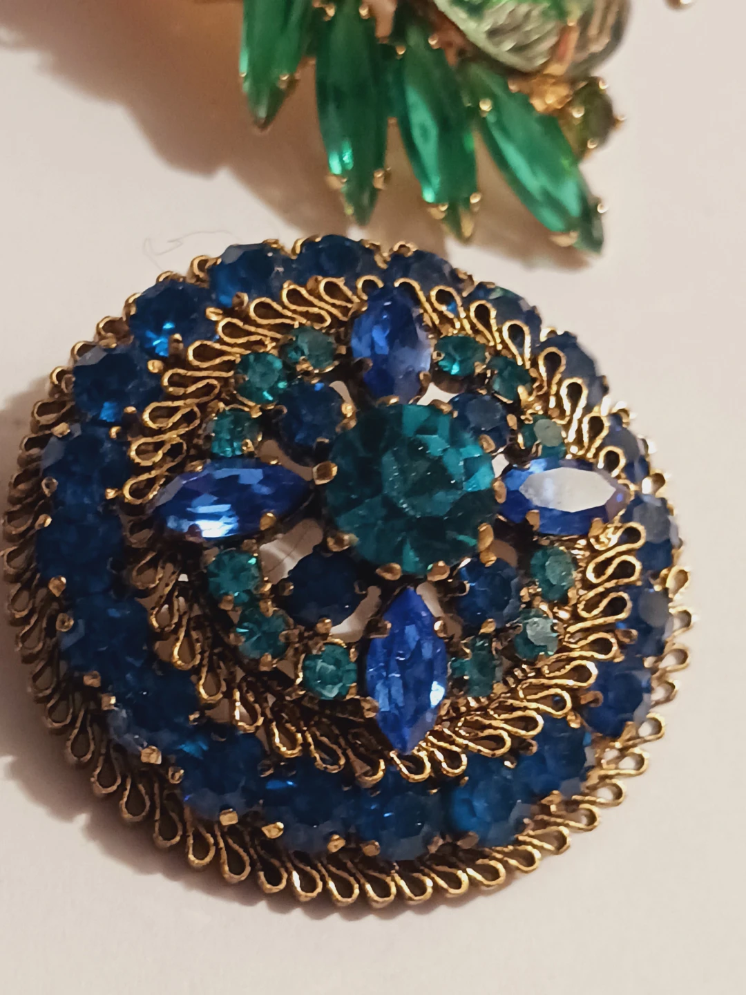 $35 each Stunning Austrian Crystal  Brooches $35 EACH - photo 3