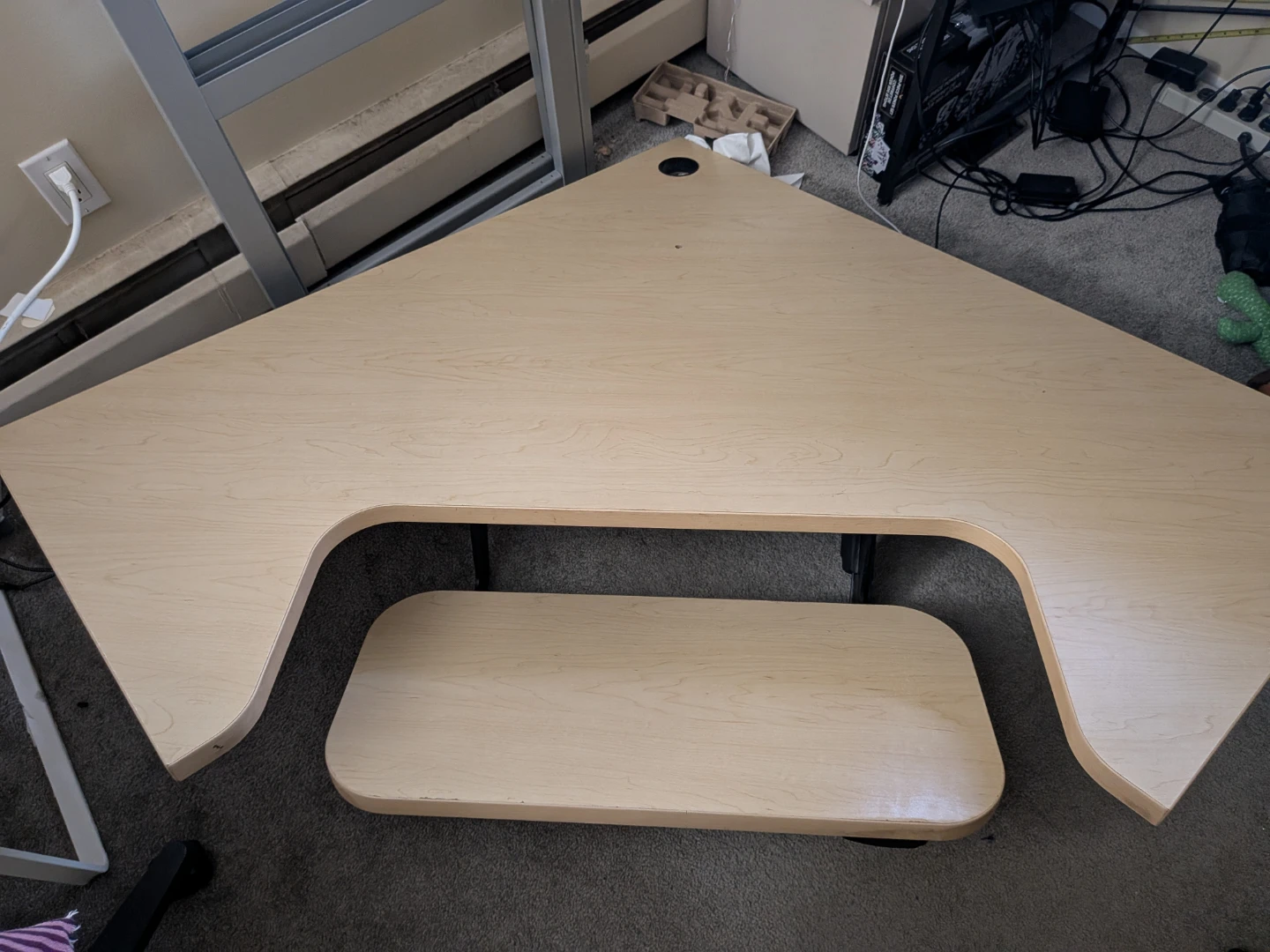 Corner Desk with Keyboard Tray - photo 3