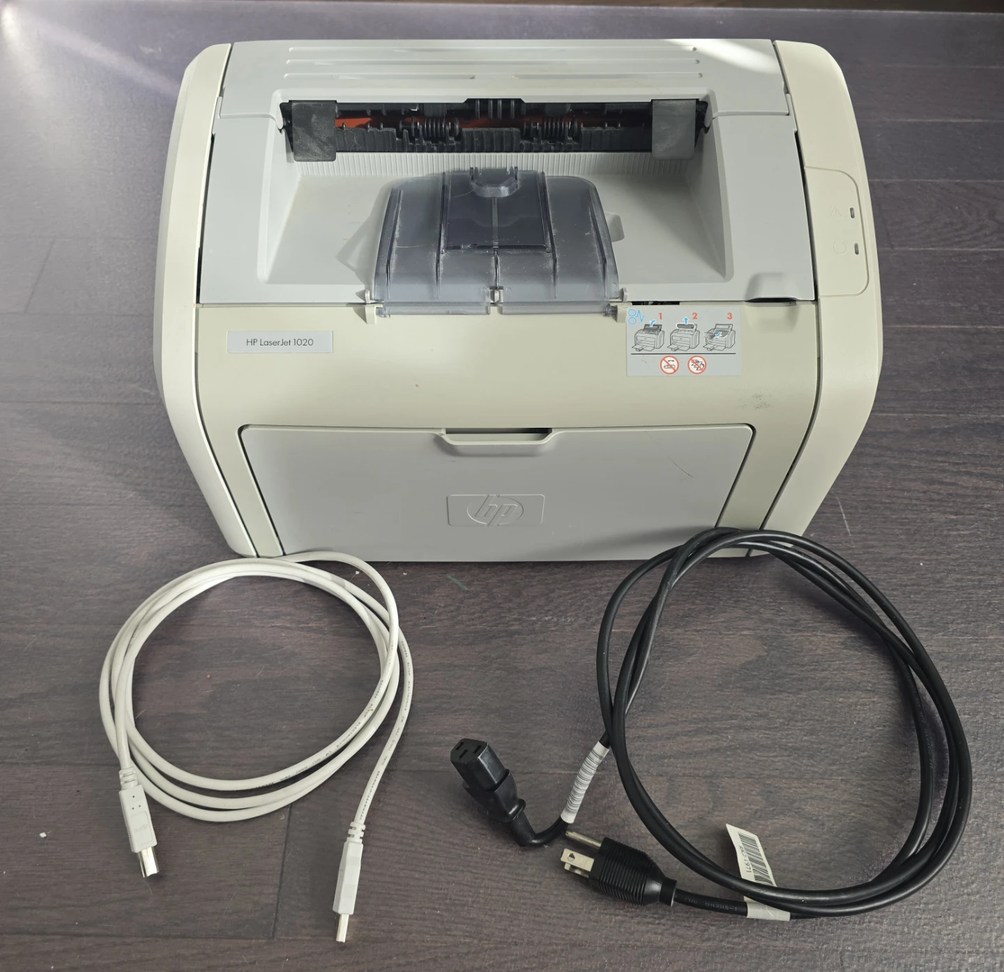 HP LaserJet 1020 Printer with Cables