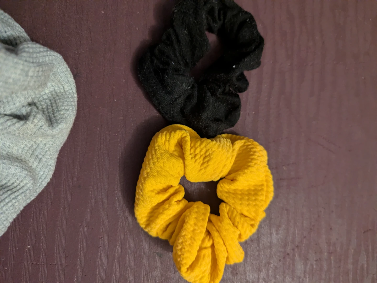 Set of 1 Goldilocks and 3 other Hair Scrunchies - photo 3