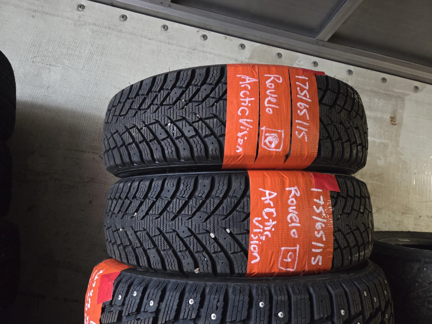 Rovelo Arctic Vision Winter Tires