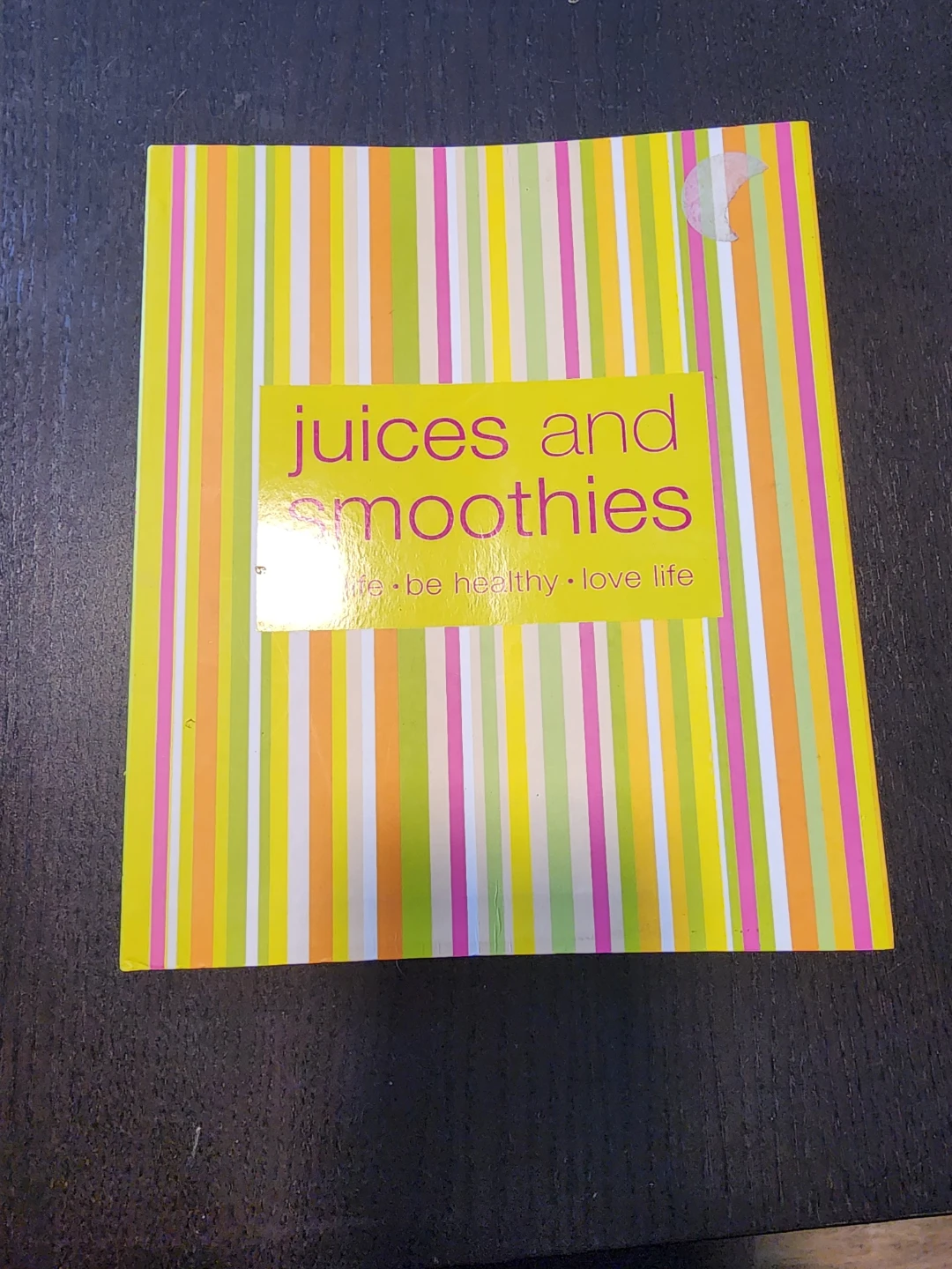 Juices and Smoothies Cookbook