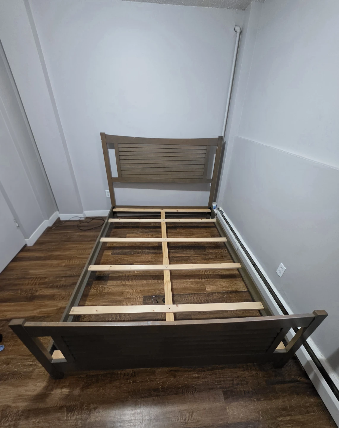 Wooden Queen Size Bed Frame