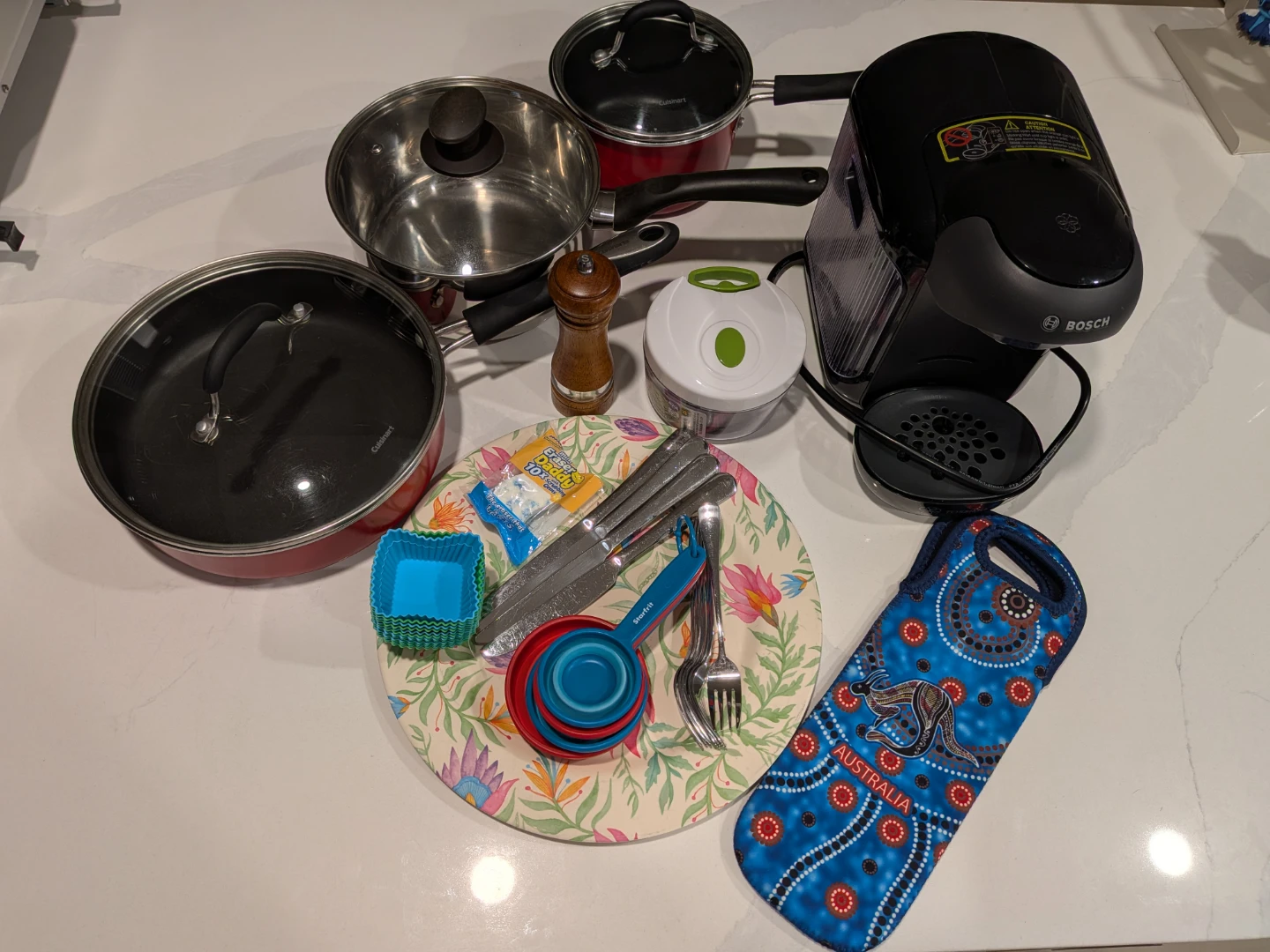 Kitchenware Assortment including Cuisinart Cookware