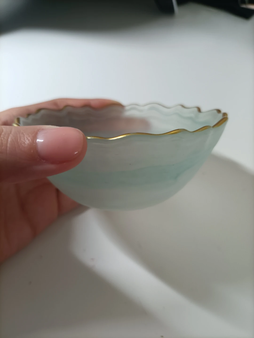 Small Frosted Glass Dish with Gold Rim 🏈