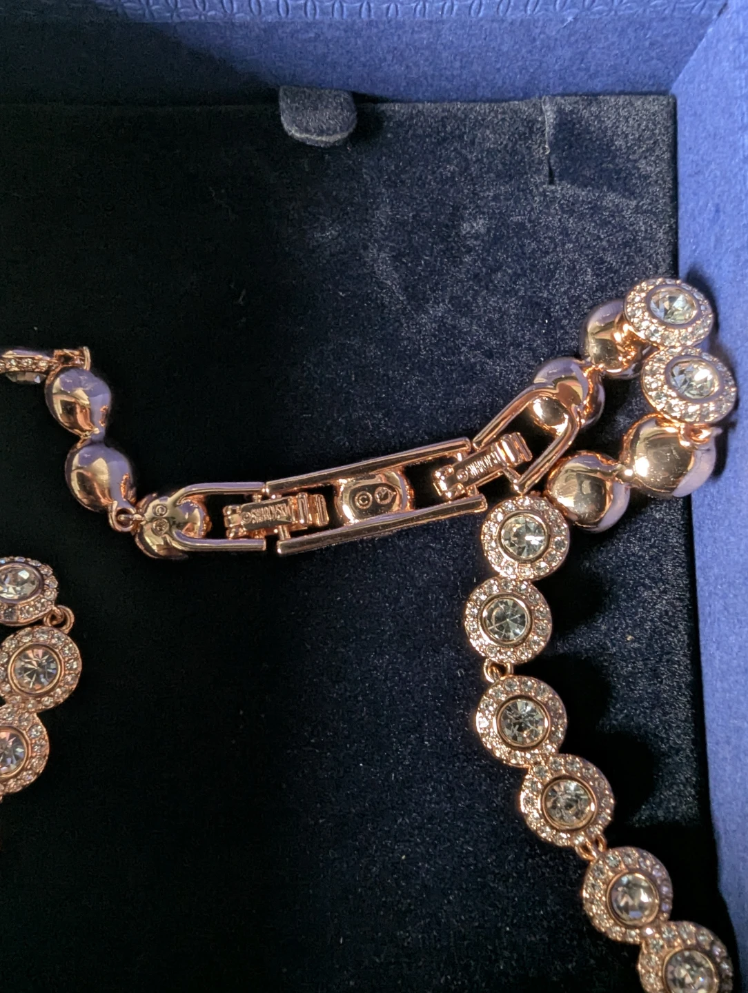 Swarovski crystal necklace in rose gold - photo 3