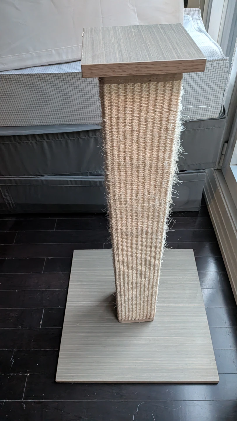 Tall Cat Scratching Post - photo 2
