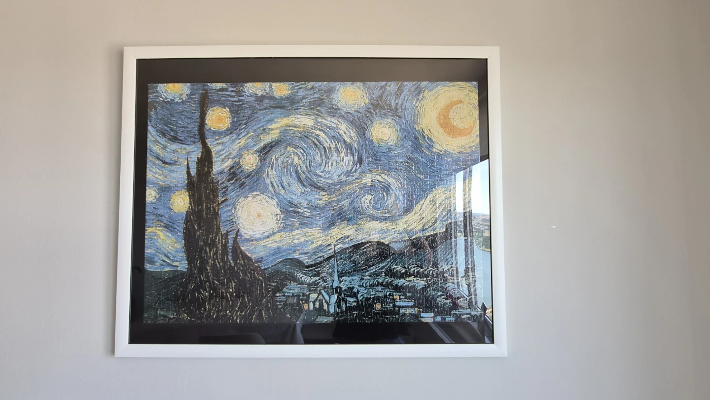 Starry Night (1000 piece puzzle) + Frame Wall Art