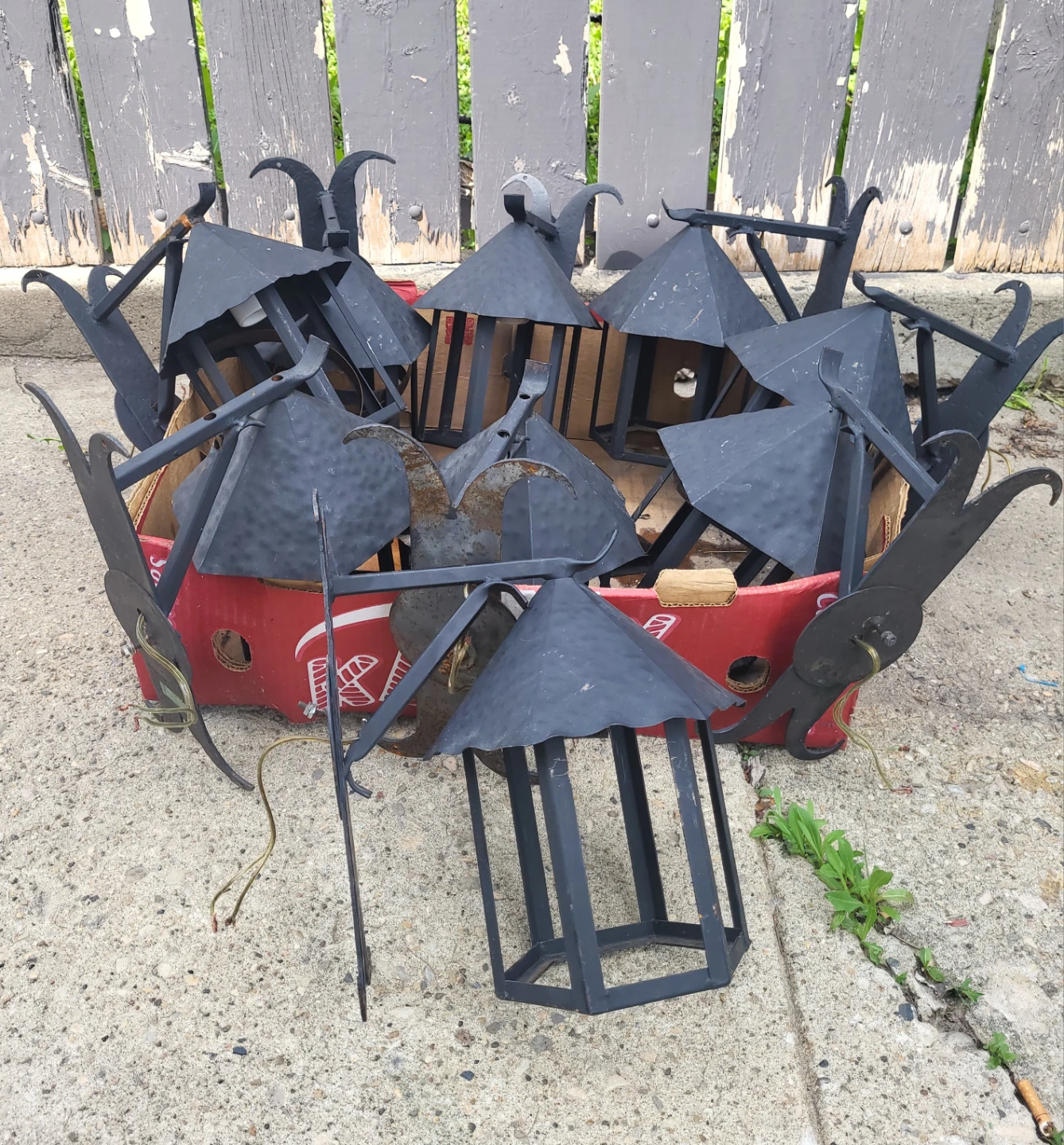 Vintage Black Metal Wall Lanterns - photo 5