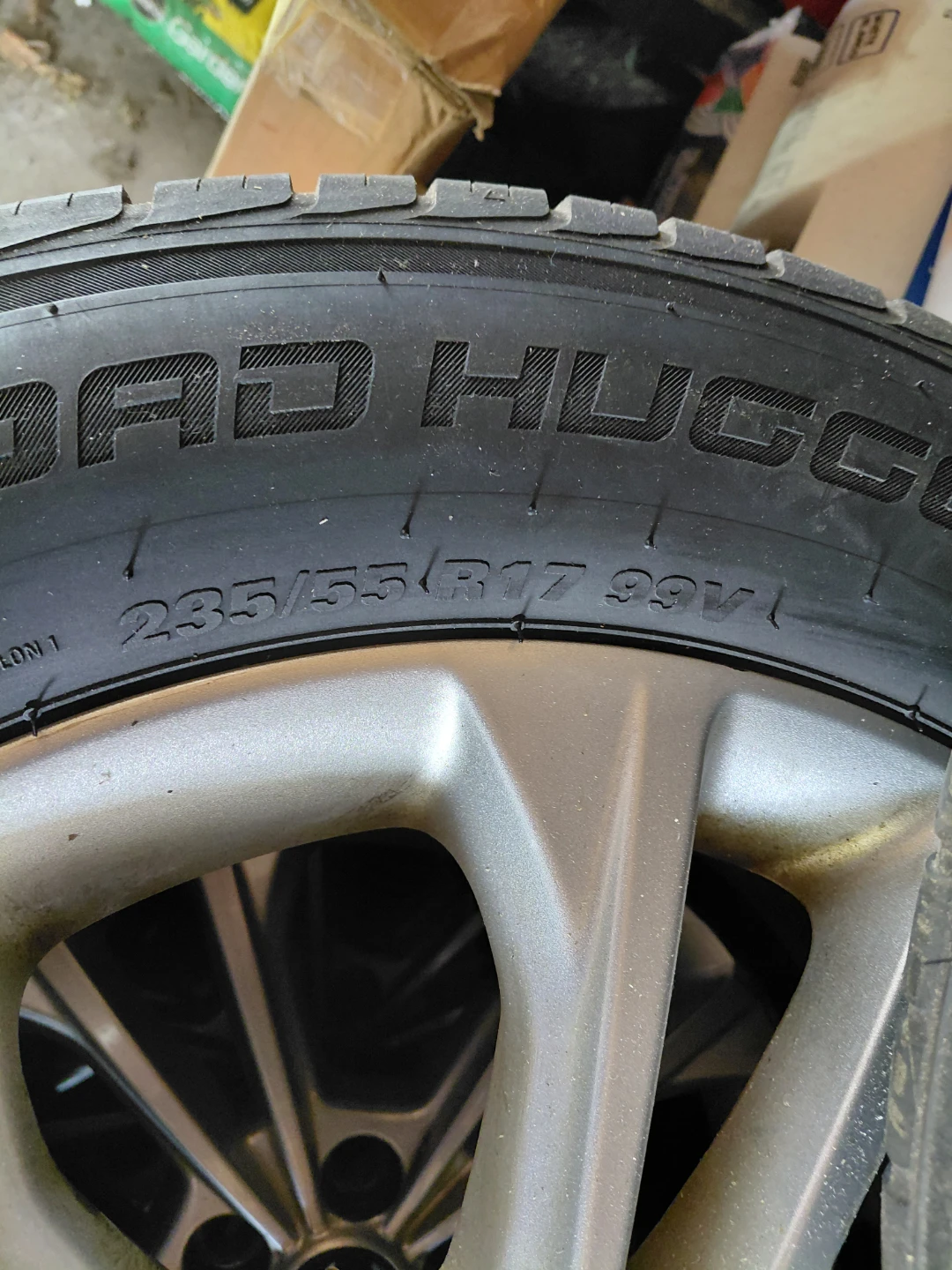 Set of 4 Road Hugger GTP AS/02 Tires 235/55R17 - photo 3