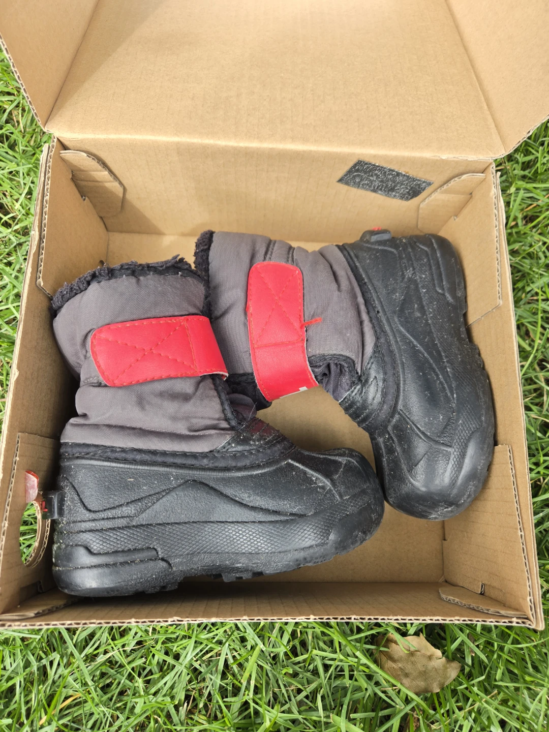 Sorel Winter Boots size 8 kids - photo 2