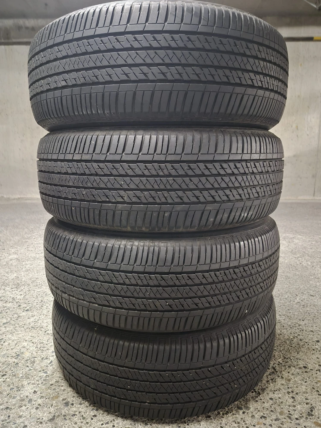 Set of 4 Bridgestone Ecopia H/L 422 Plus Tires