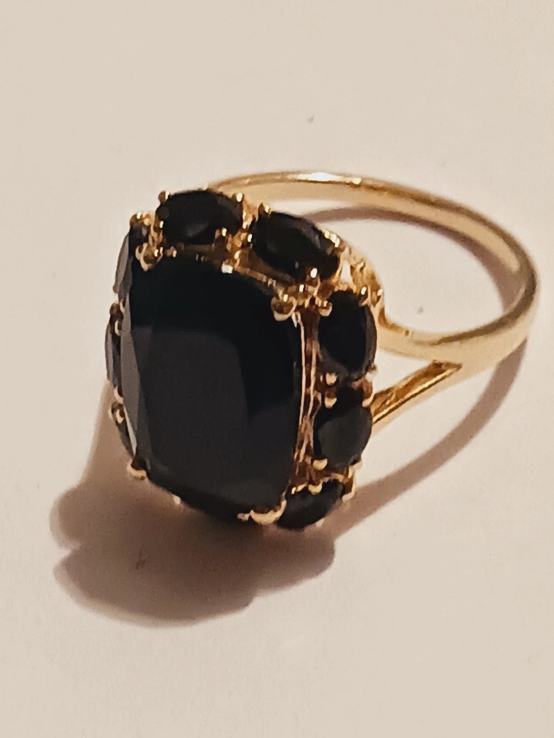 New !! Gold Vermiel Sterling Silver 925 Black Onyx Ring. 9.