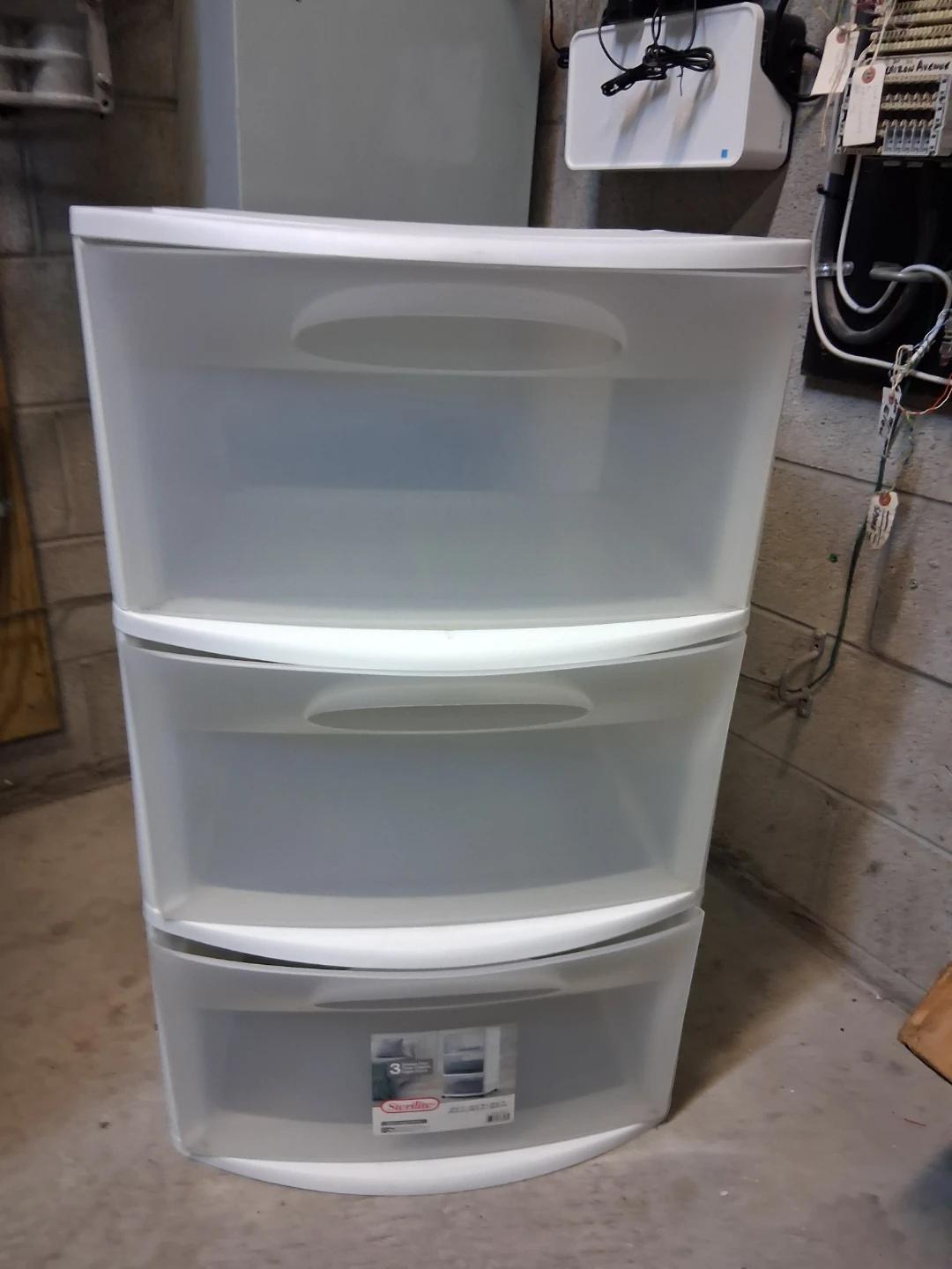 Sterilite 3-Drawer Wide Cart - photo 2