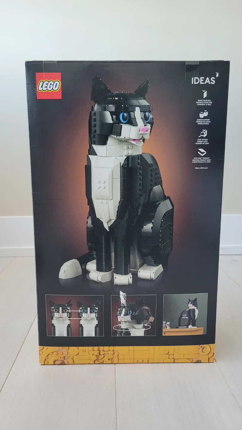 Never used-  LEGO Tuxedo Cat- Originally $129+ - photo 2