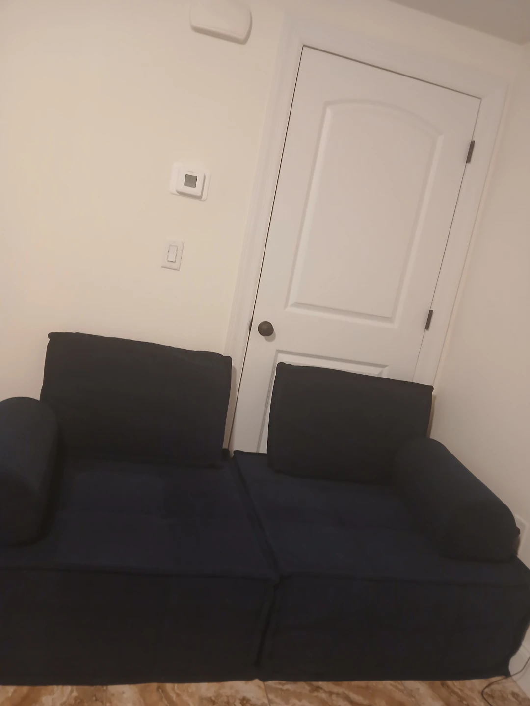 Dark Blue Modular Sofa 소파