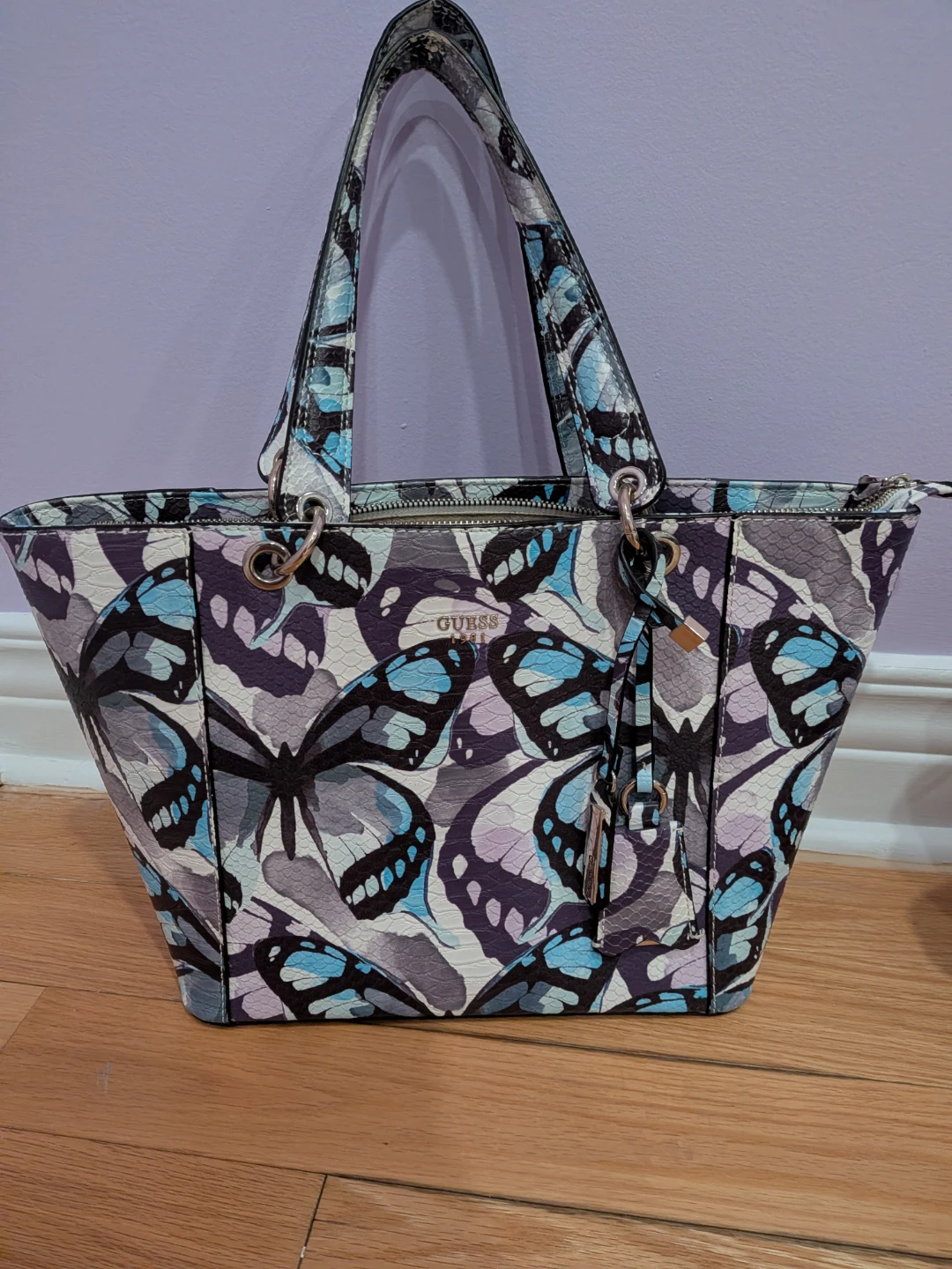 Guess 1981 butterfly print tote bag