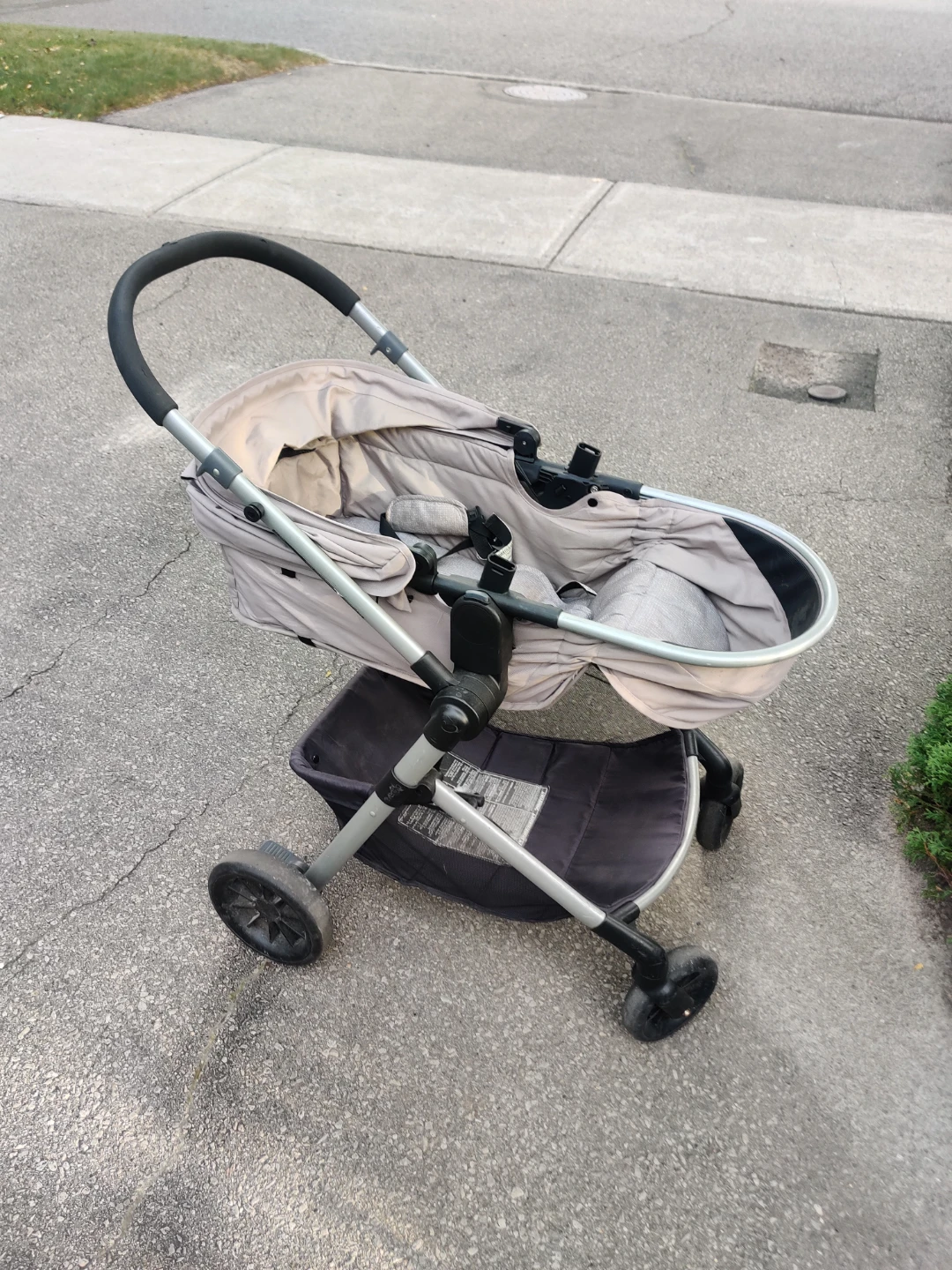 Evenflo Baby Stroller - photo 2