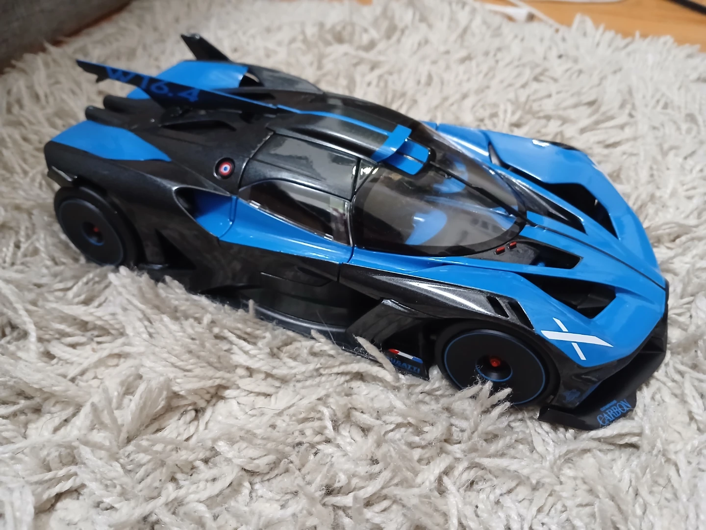 Bburago Bugatti Bolide 1/18 Diecast Model - photo 5