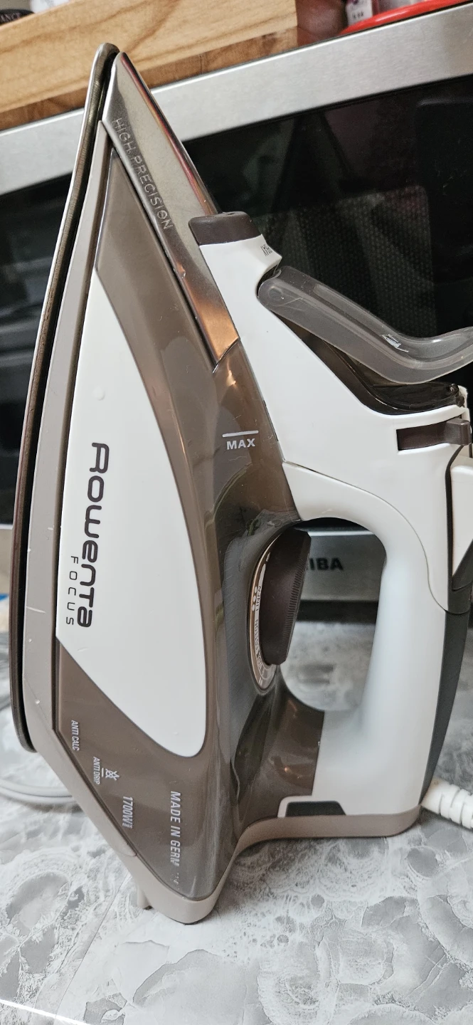 Rowenta Focus Steam Iron 1700W🏈 - photo 2