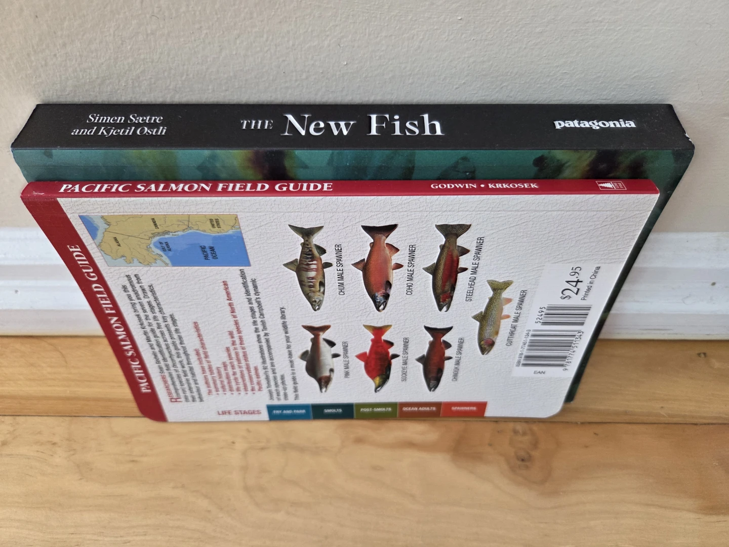 NEW! Pacific Salmon Field Guide and The New Fish books - photo 3