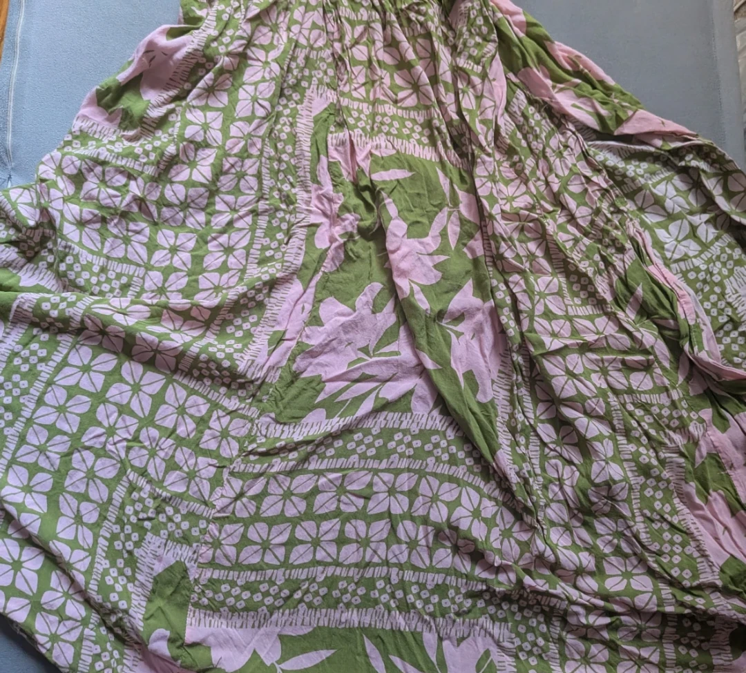 VICI Green and Pink Patterned Dress - photo 4