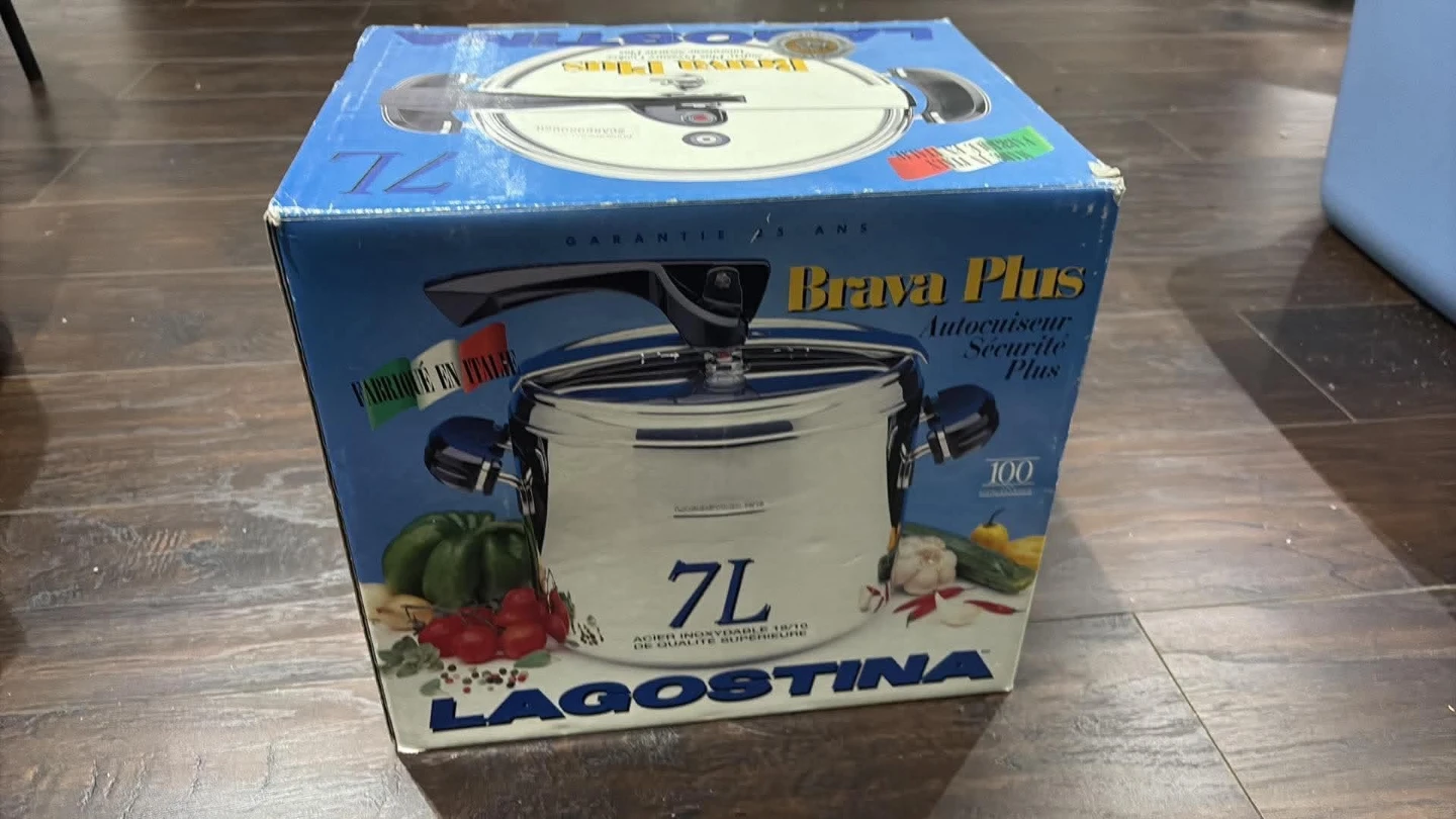 Lagostina Brava Plus 7L Pressure Cooker