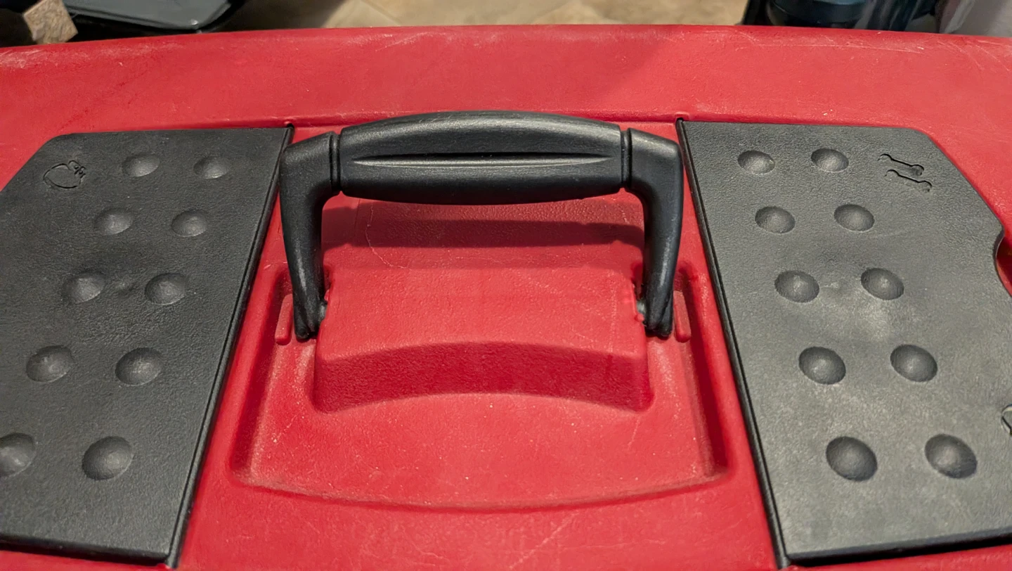 Red and Black Pet Travel Carrier - photo 5
