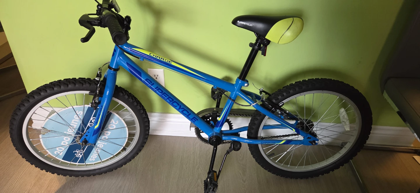 Supercycle Charge 20 inch Kids Bike