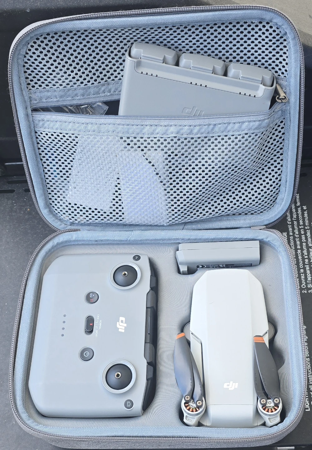 DJI Mini 2 SE Fly More Combo Drone - photo 4