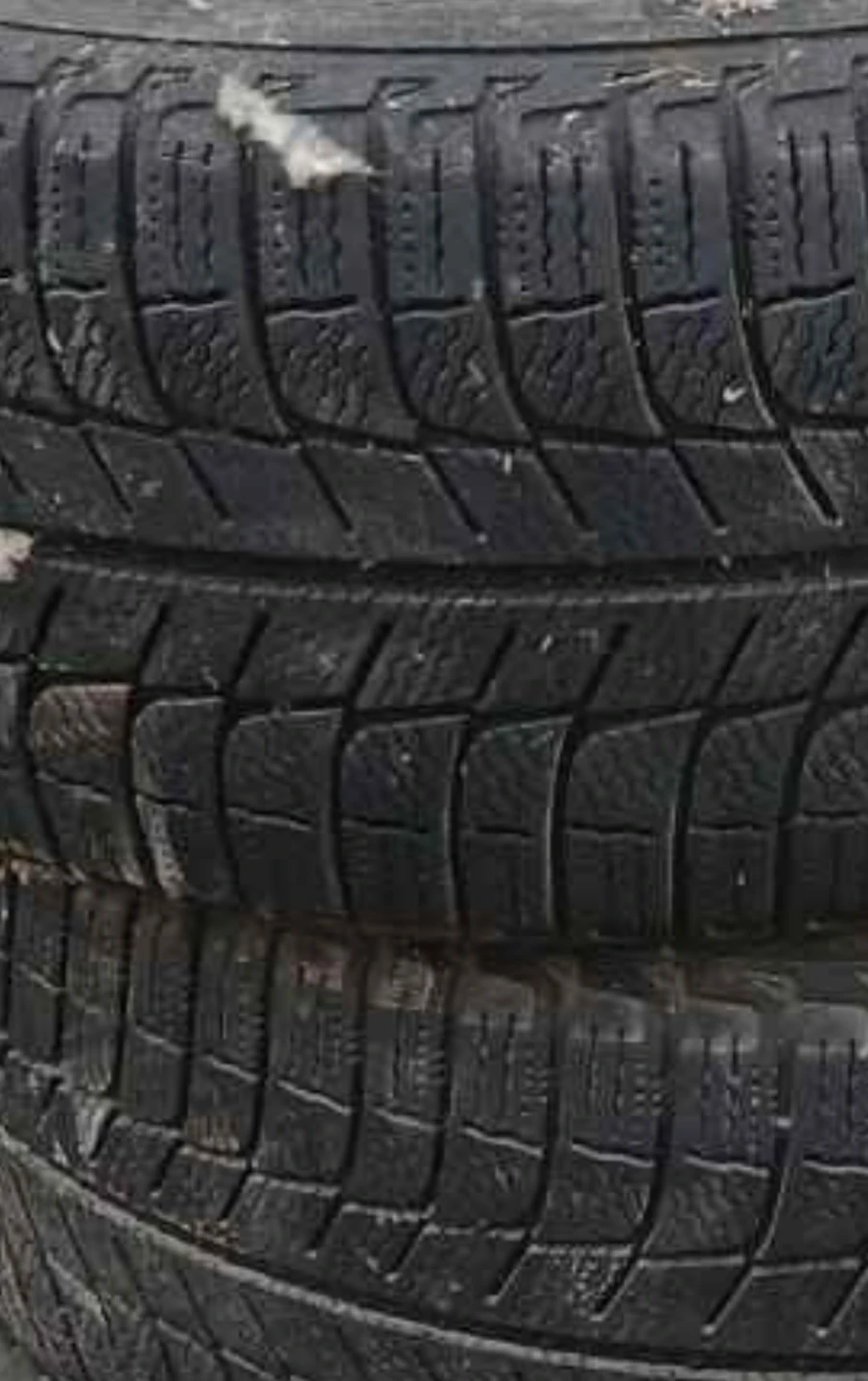 Set of 4 michelin winter tires 205/55R -16 - photo 2