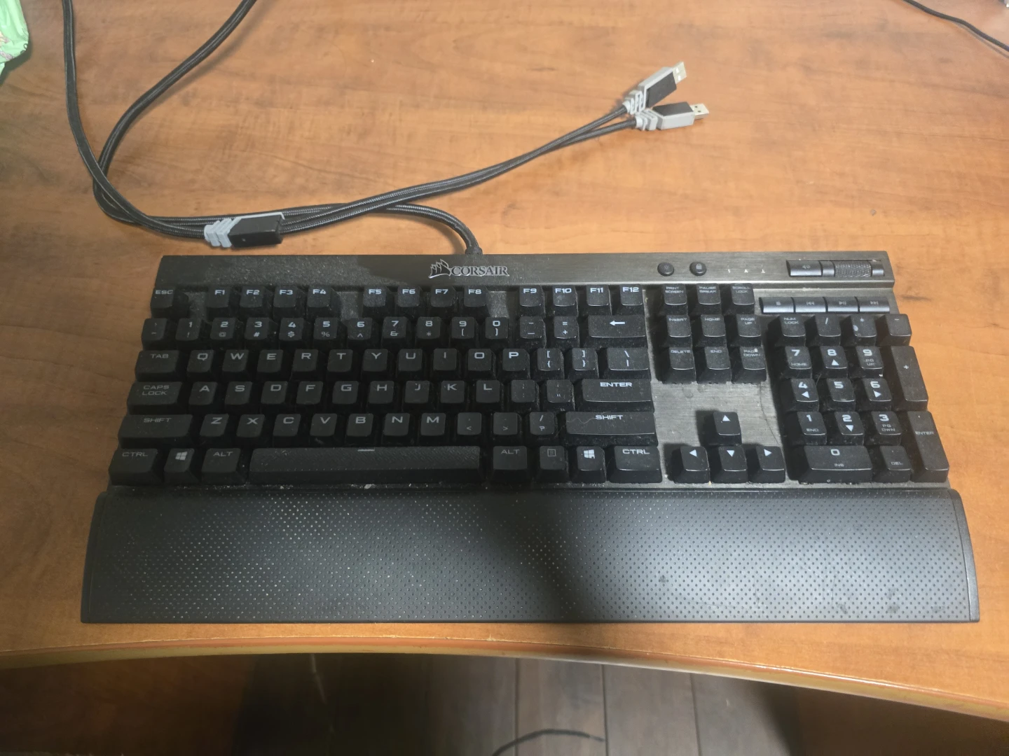 Corsair K70 Lux mechanical Keyboard