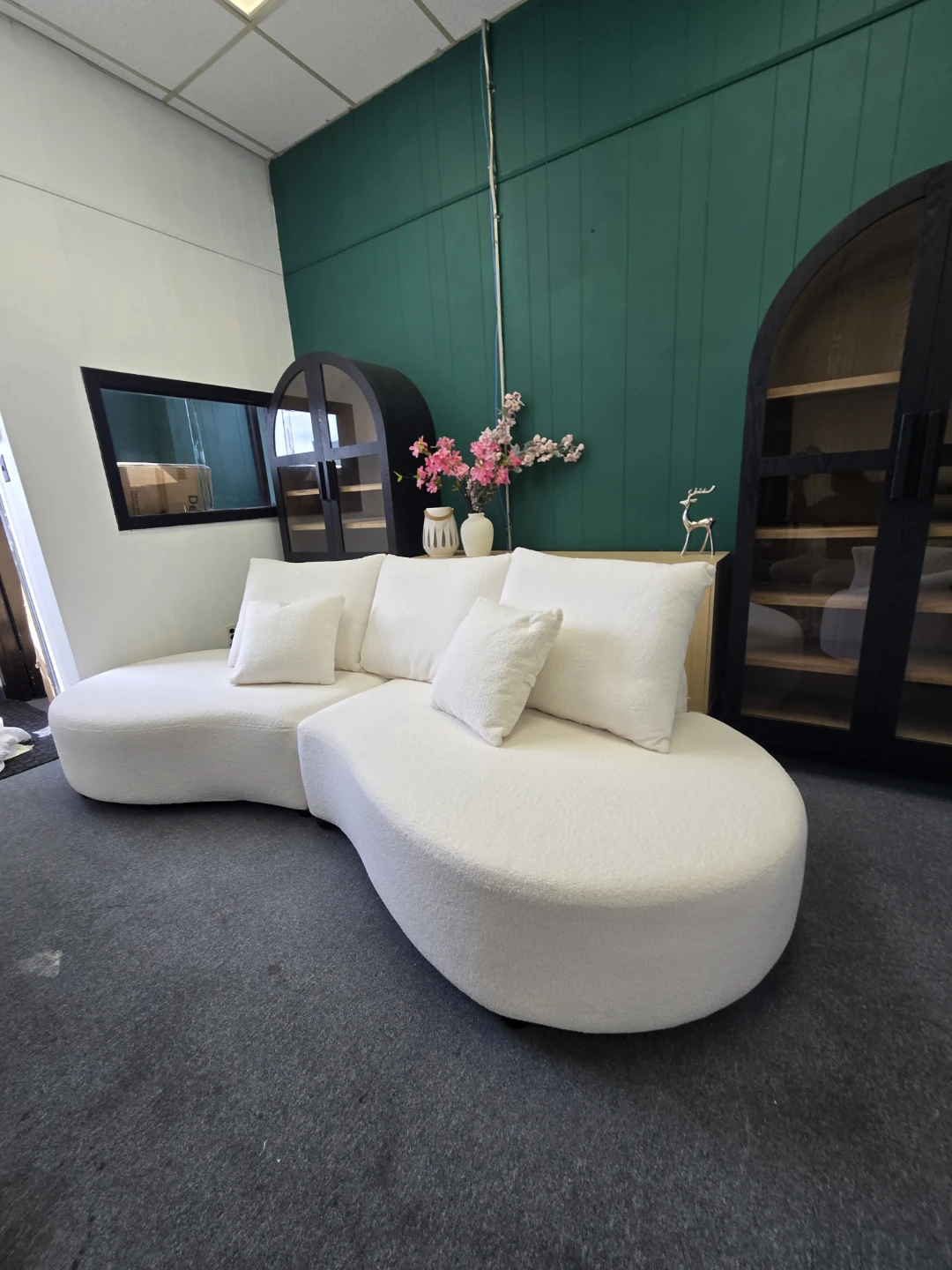 Curved Bouclé Sofa - Cream - photo 5