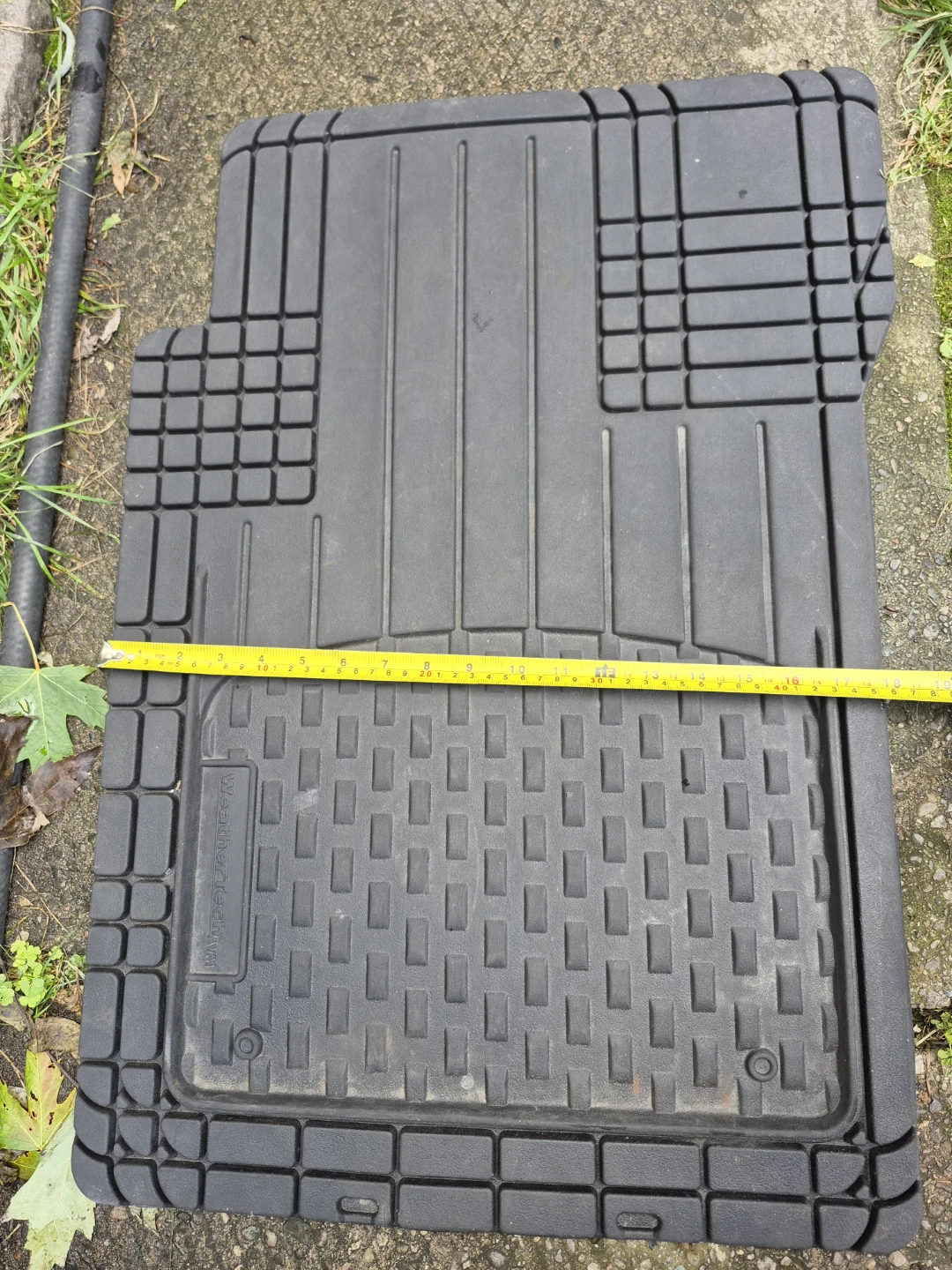 WeatherTech Heavy-Duty Universal Trim-to-Fit Front Floor Mats - photo 3