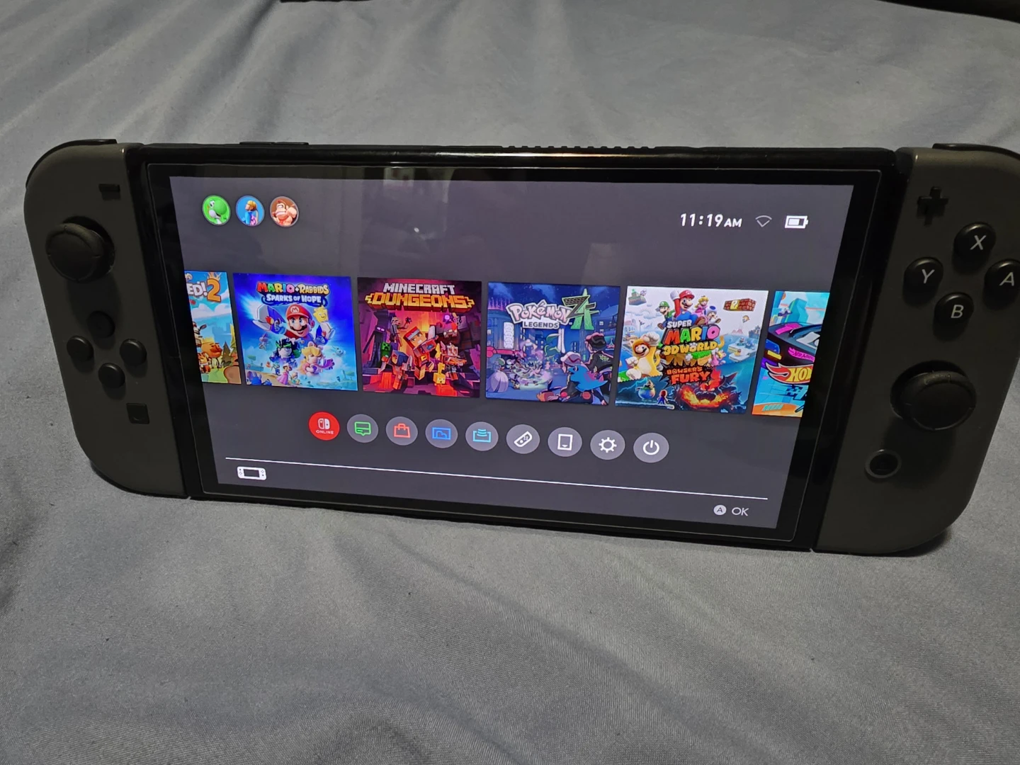 Nintendo Switch OLED - photo 4