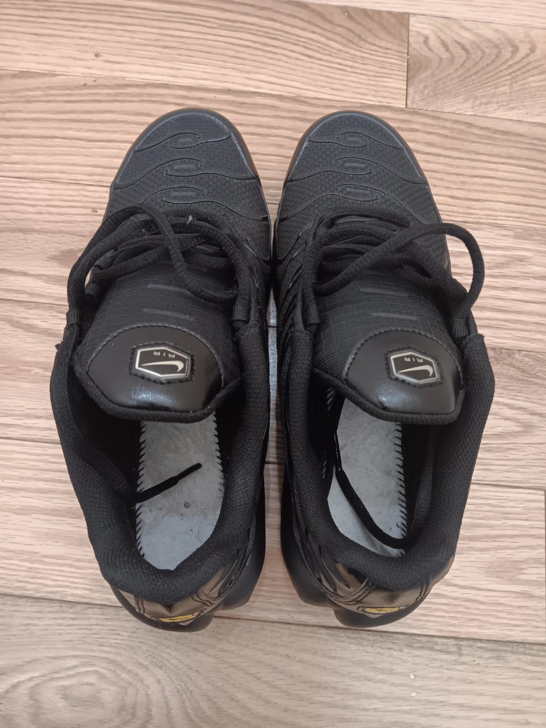 8 Men's Nike Air Max Plus Triple Black - photo 4