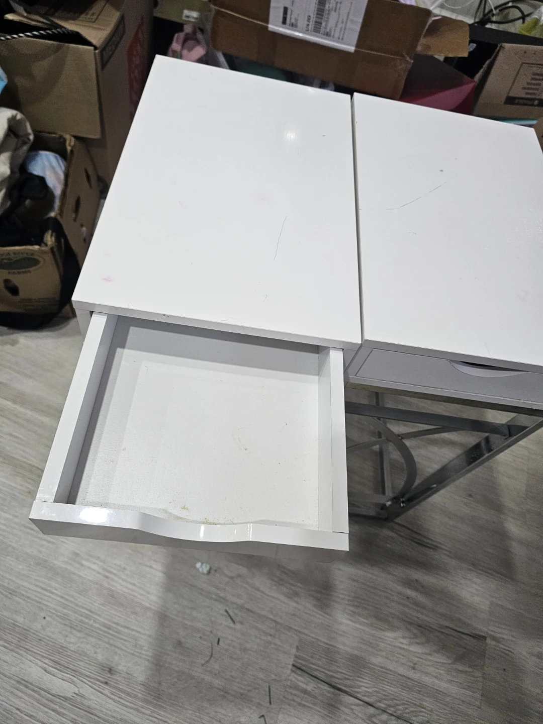 Set of Two White and Chrome Side Tables - photo 2