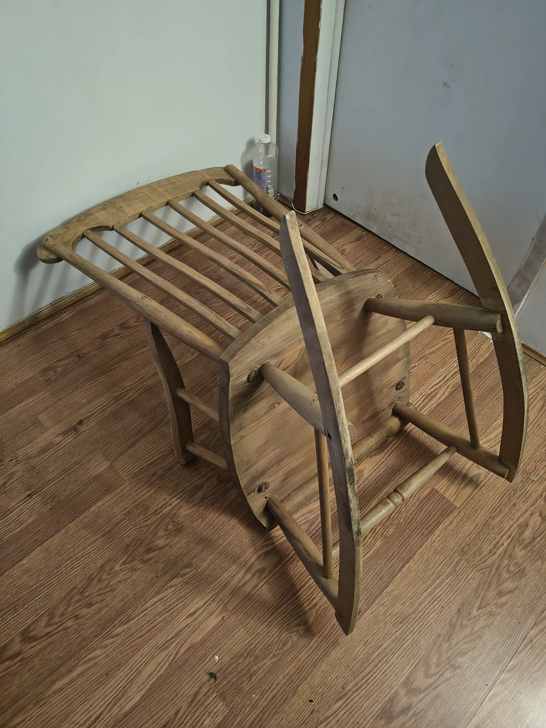 Vintage Wooden Rocking Chair - photo 3