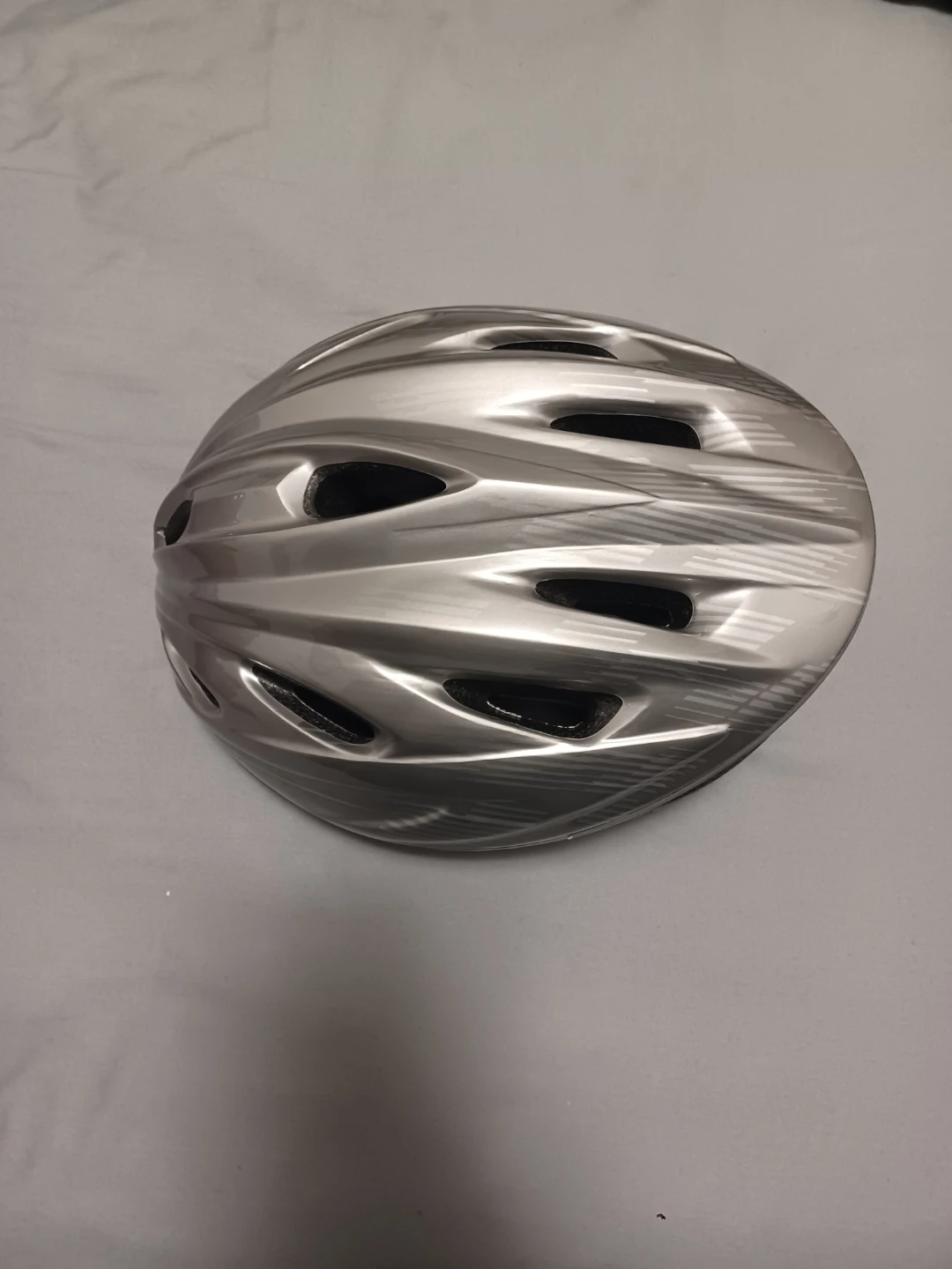 Bell Silver Adult Cycling Helmet - photo 3