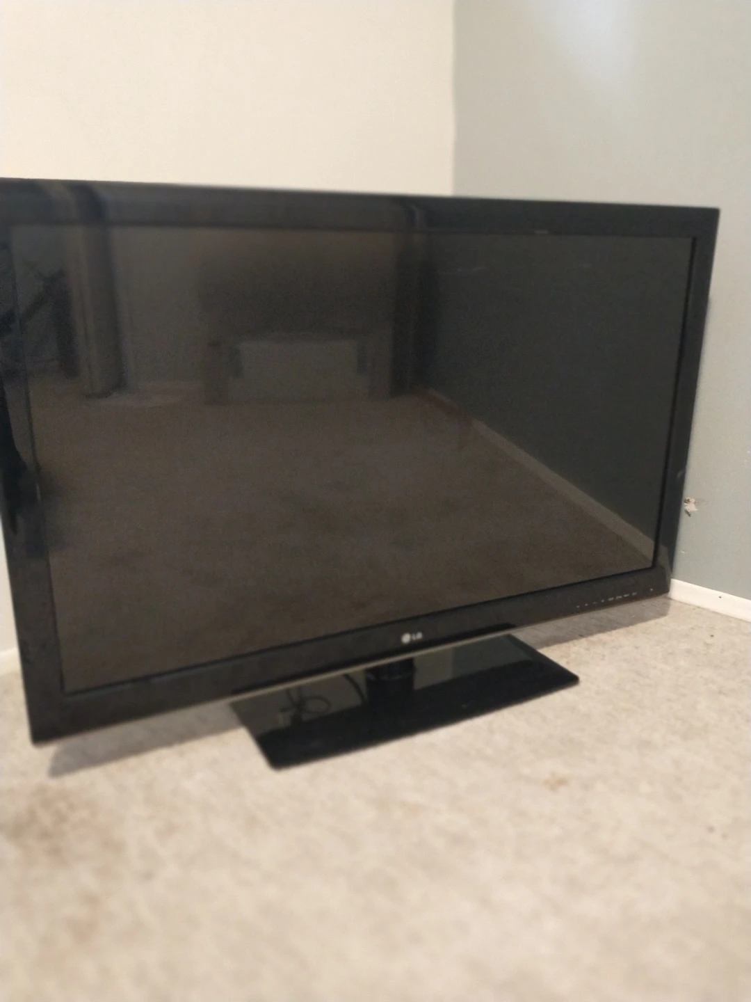 LG 42LS3400 LED TV