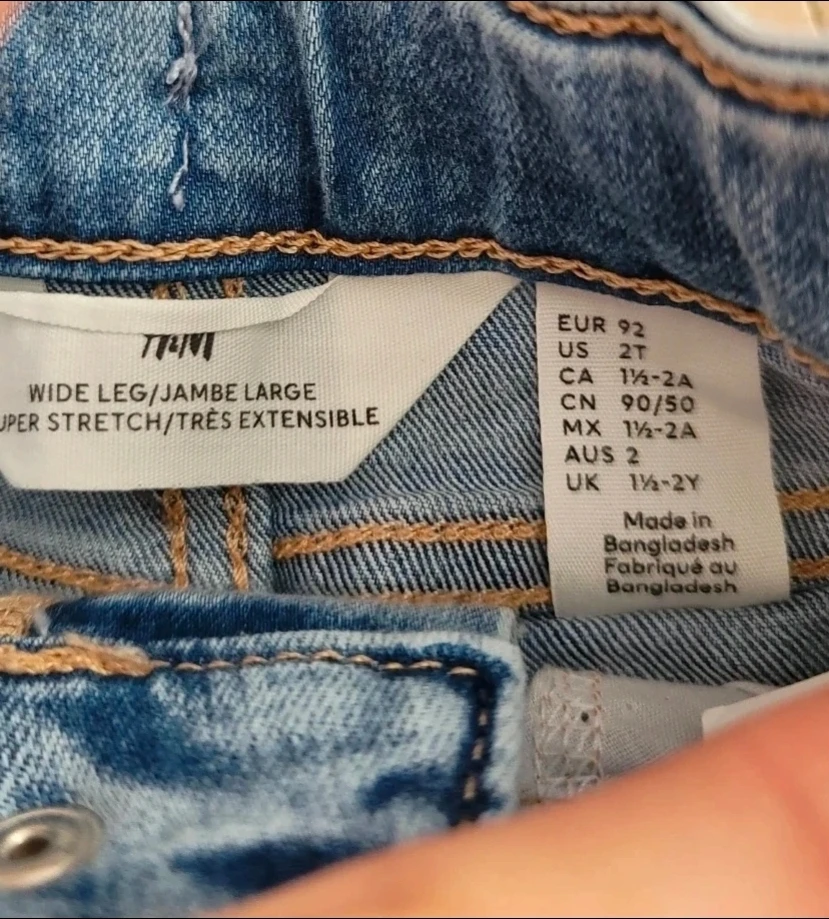 🏈 H&M Toddler Wide Leg Jeans Size 2T - photo 2