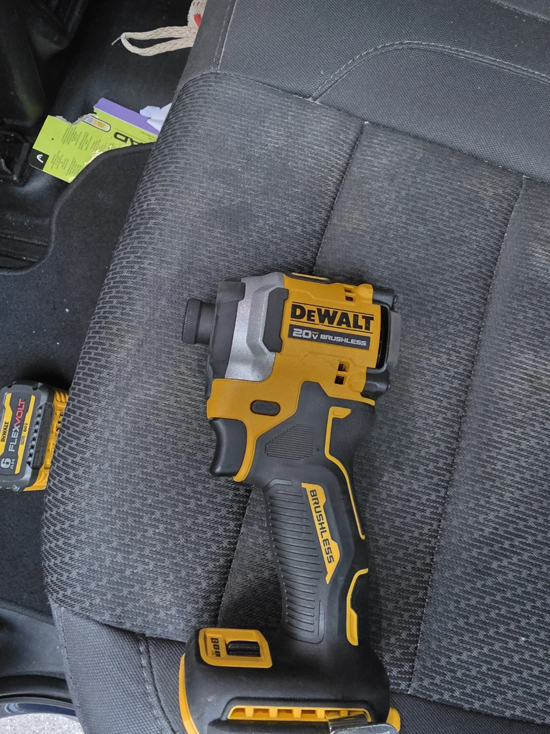 DEWALT 20V Max Brushless Impact Driver DCF850 - photo 2