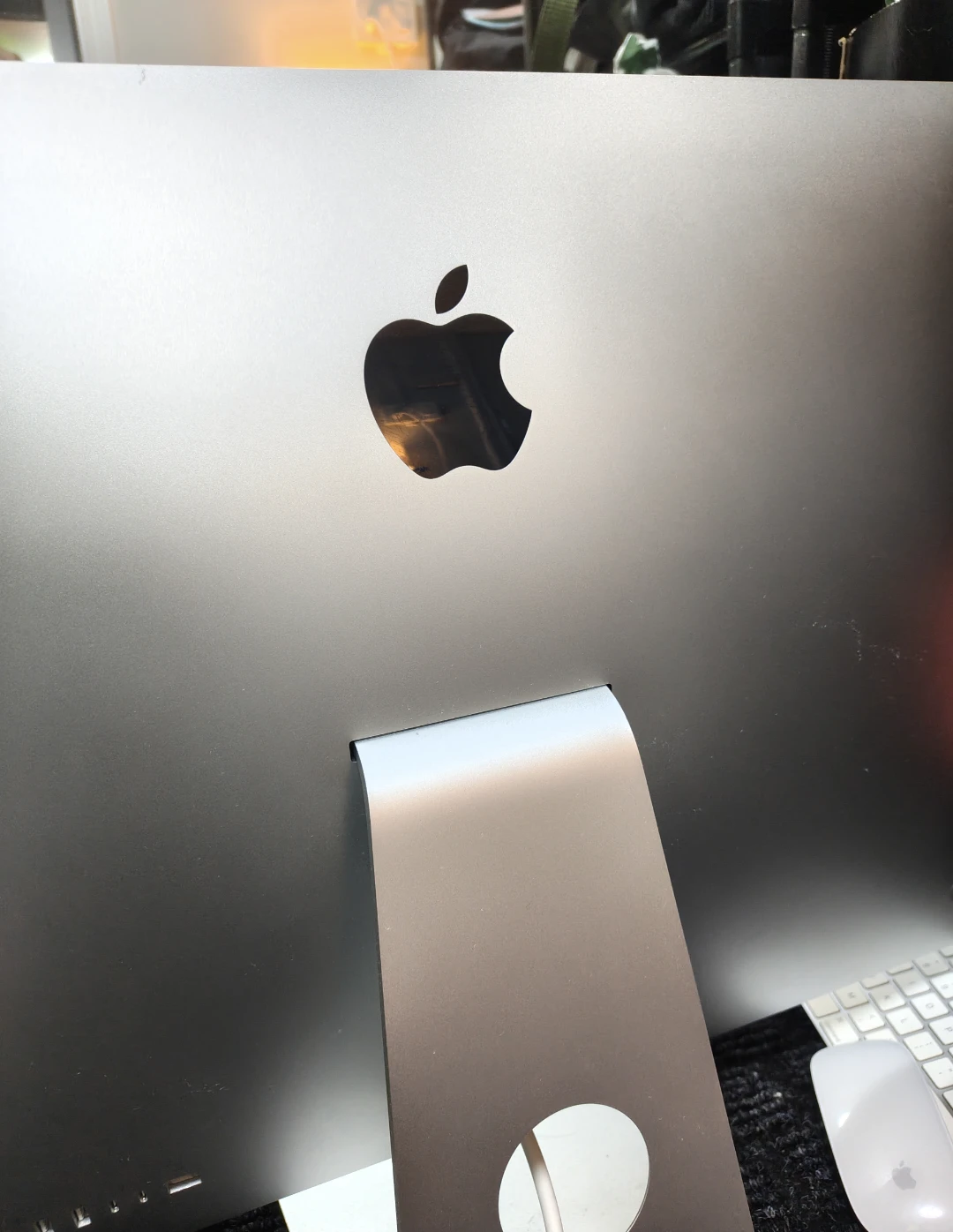 Apple iMac desktop computer - photo 3